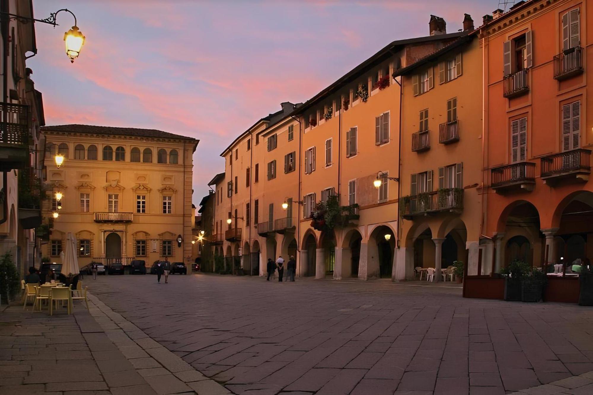 Centro Storico Luminoso Spazio Al Piazzo Apartment *